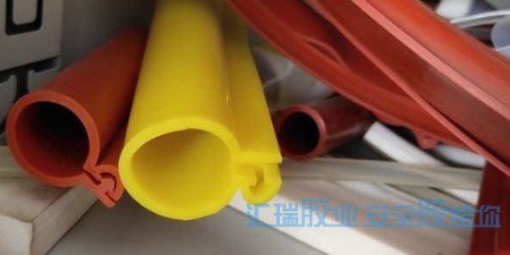 硅胶可以用什么胶水粘？用于硅胶套管粘接