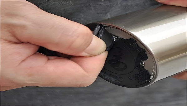 硅胶粘不锈钢，硅胶胶水，硅胶与304不锈钢模内压粘接用什么底涂剂？