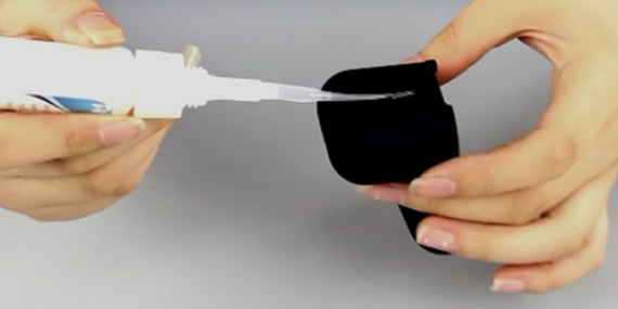 502胶水能粘硅胶不？来瞧瞧汇瑞胶粘怎么说